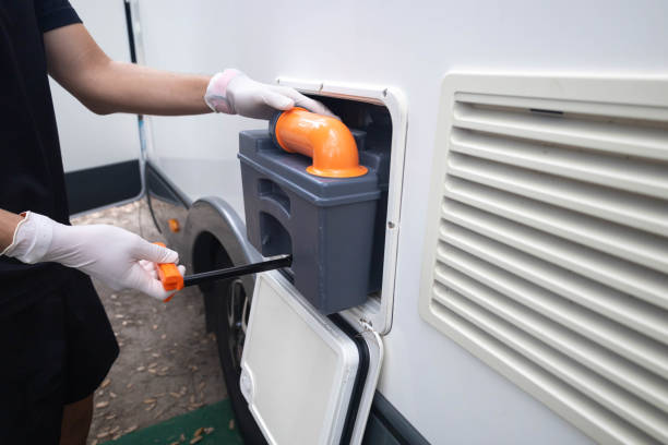 Best Luxury portable toilet rental  in Niles, OH